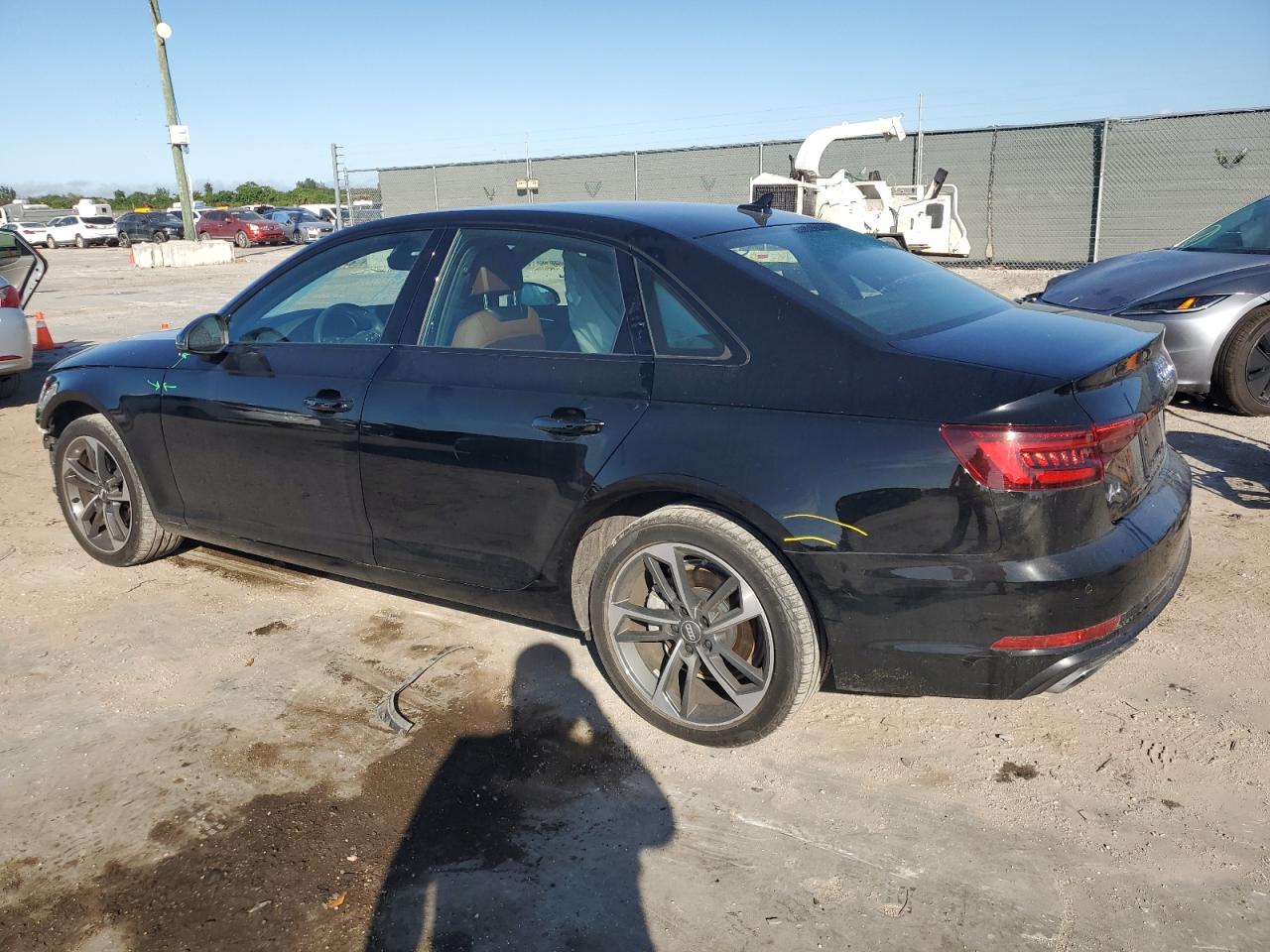 VIN WAUGMAF4XKN018043 2019 AUDI A4 no.2