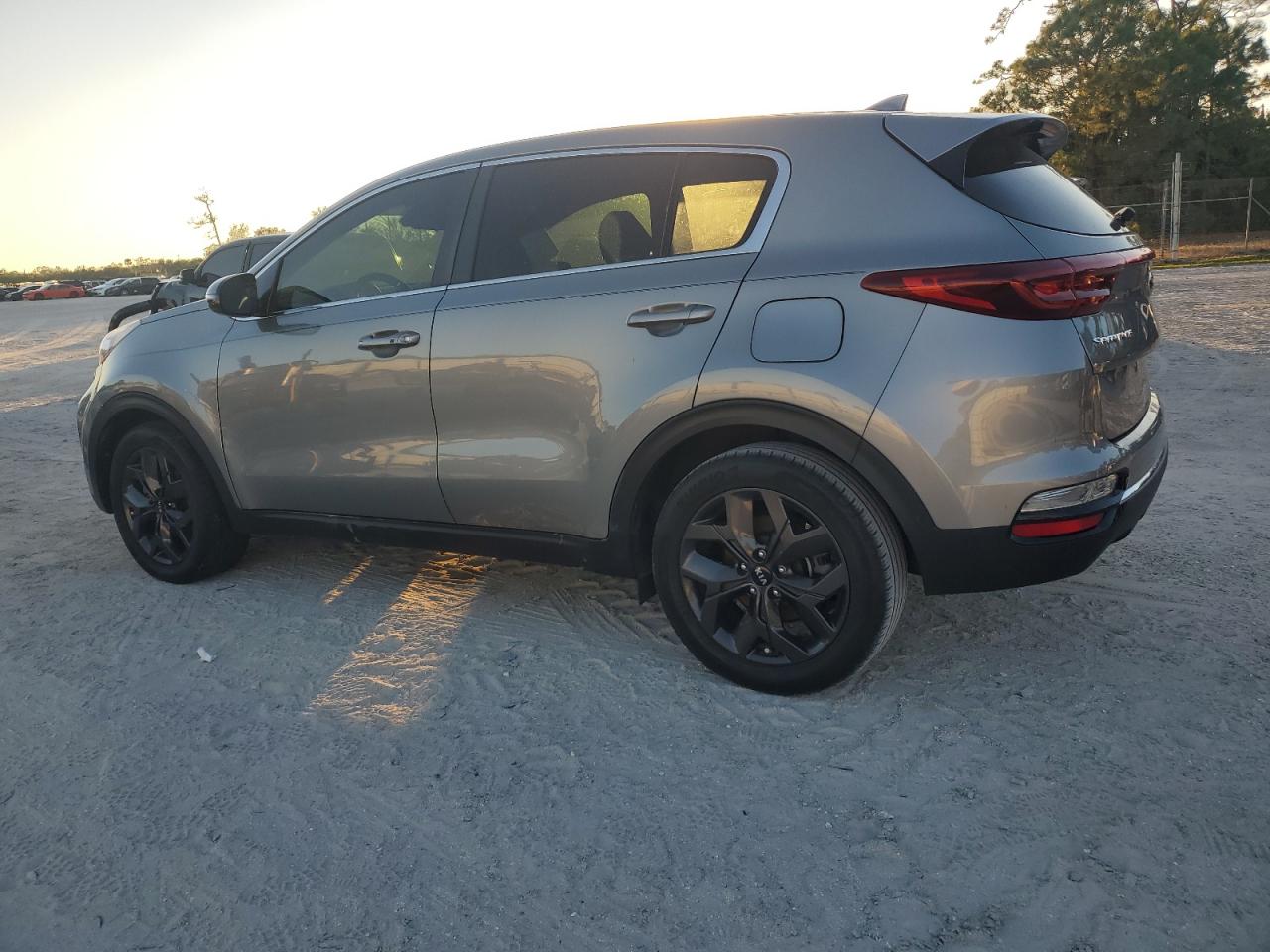 2022 Kia Sportage - Image 2
