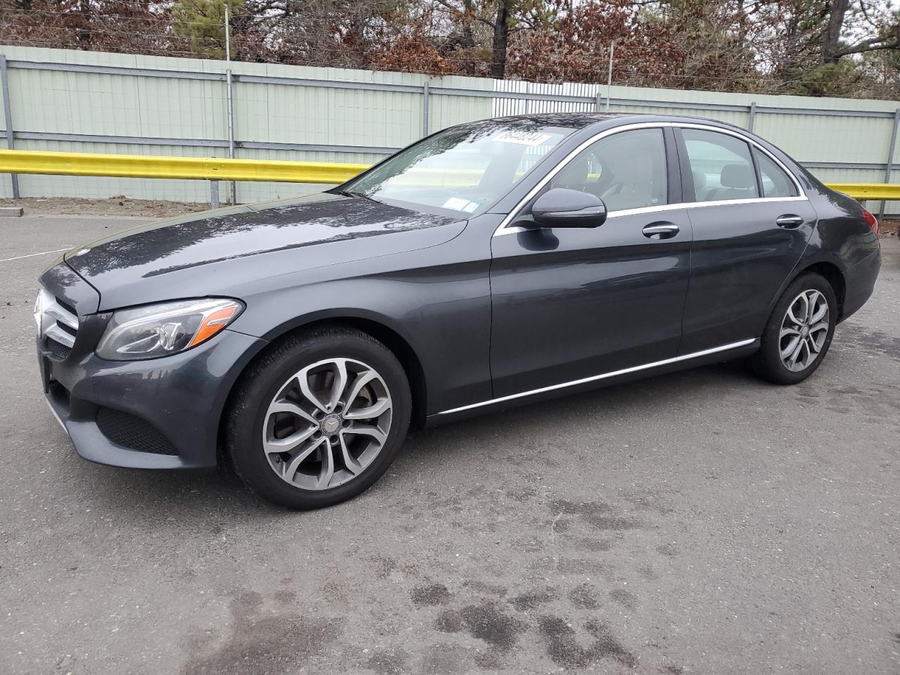 2016 MERCEDES-BENZ C-CLASS