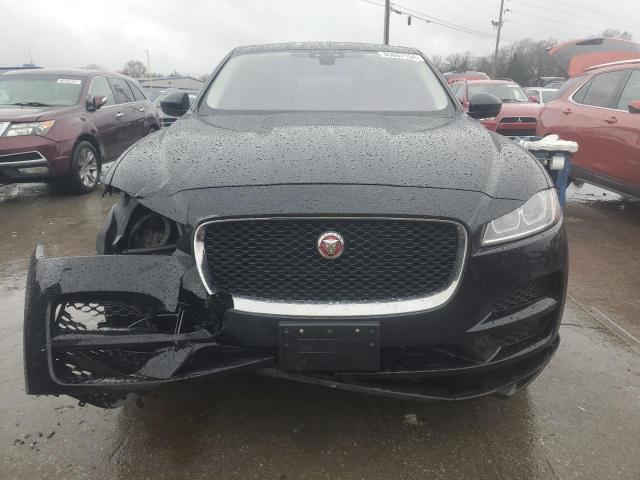 JAGUAR F-PACE 2018 Черный