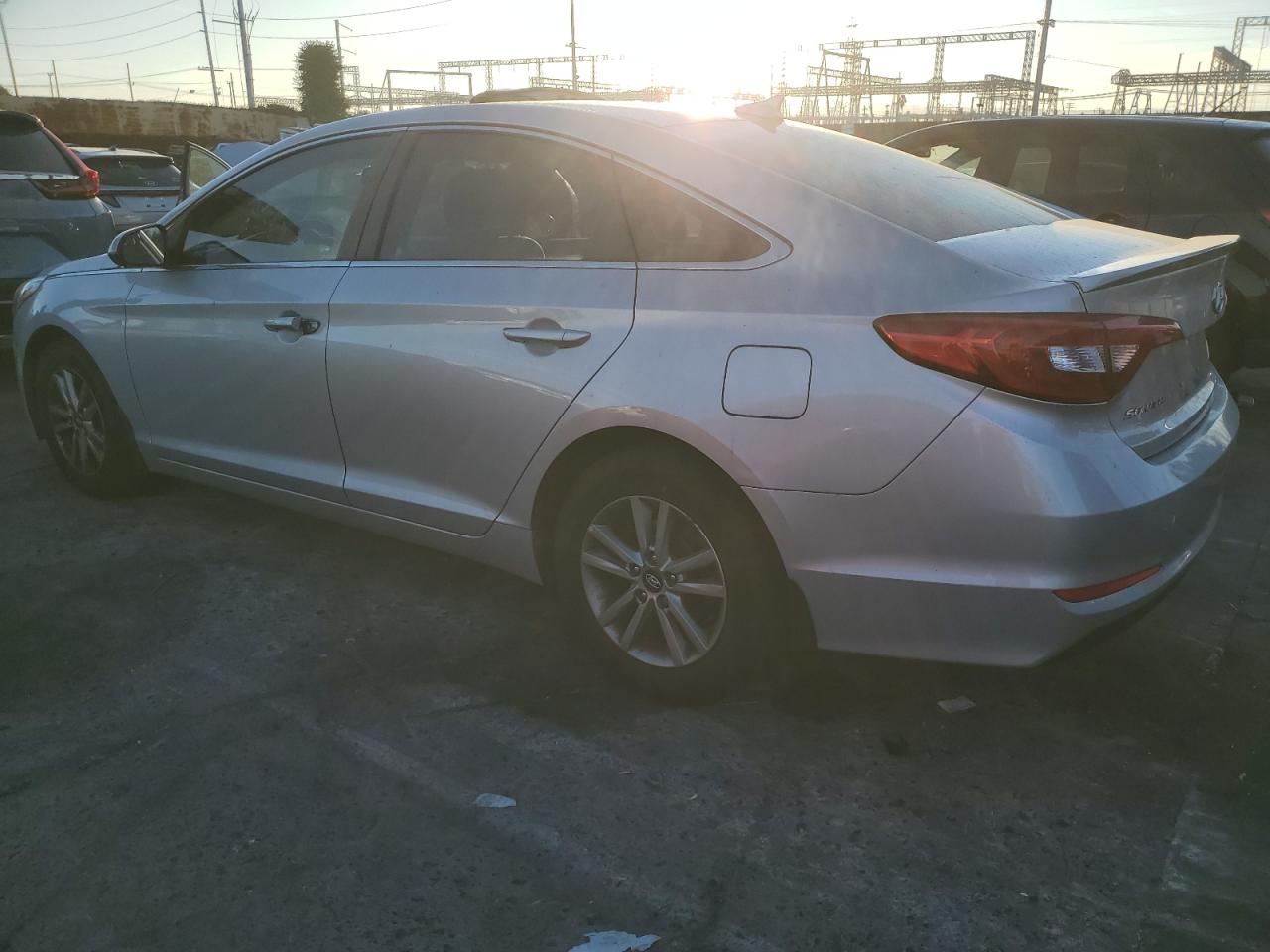 VIN 5NPE24AF3GH369958 2016 HYUNDAI SONATA no.2