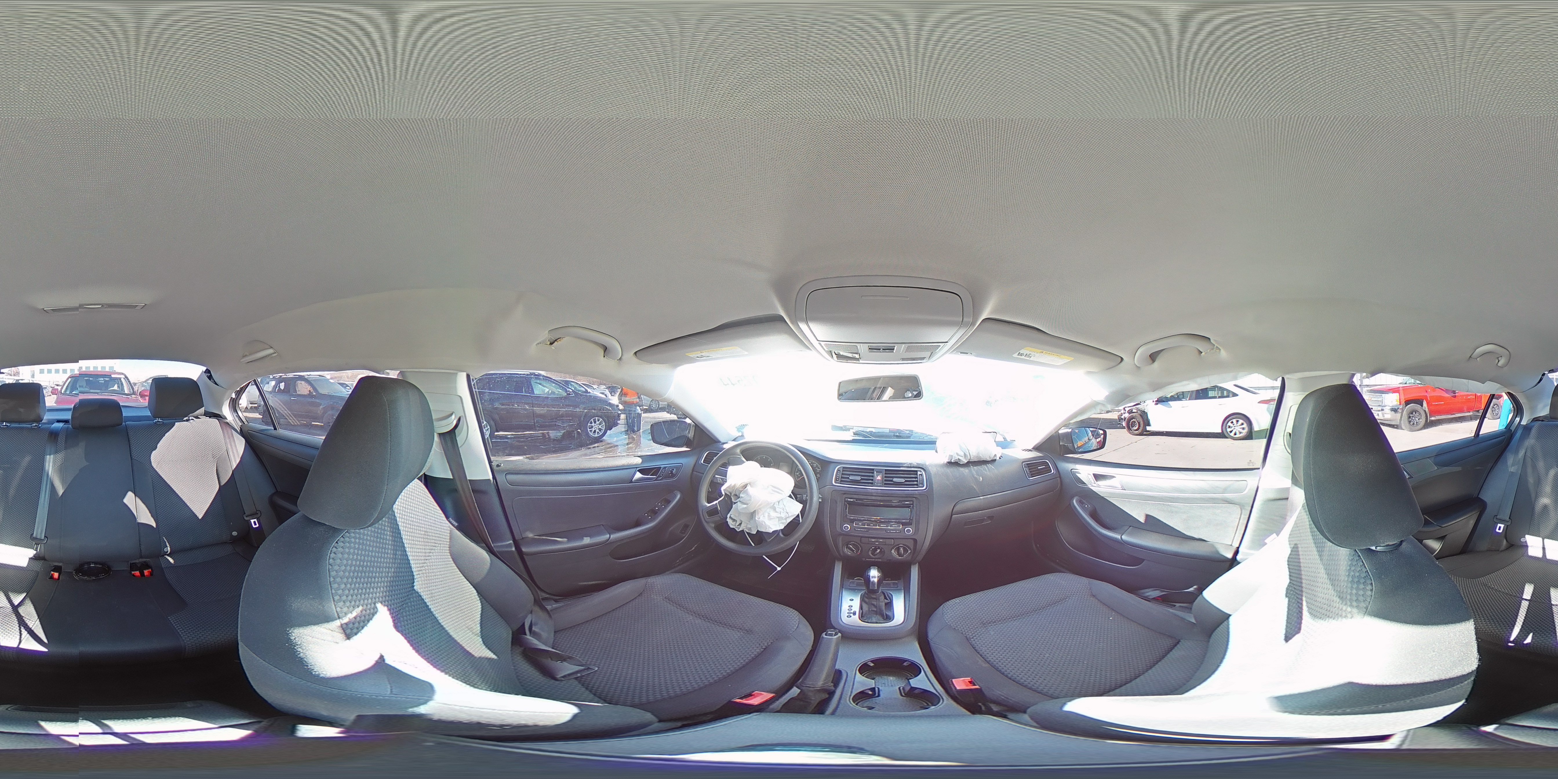 2014 Volkswagen Jetta - Image 14