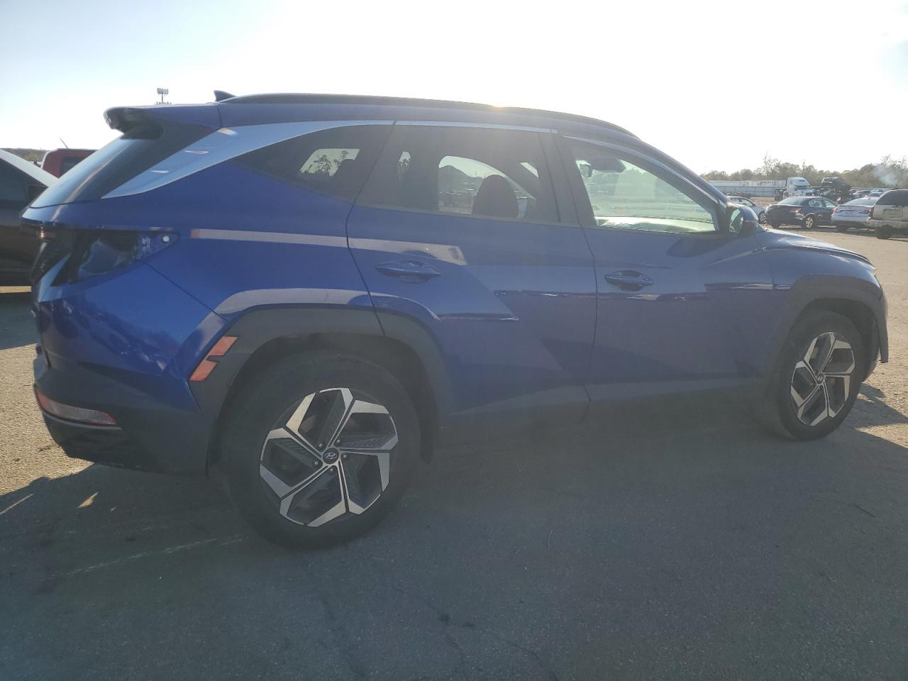 2022 Hyundai Tucson - Image 3