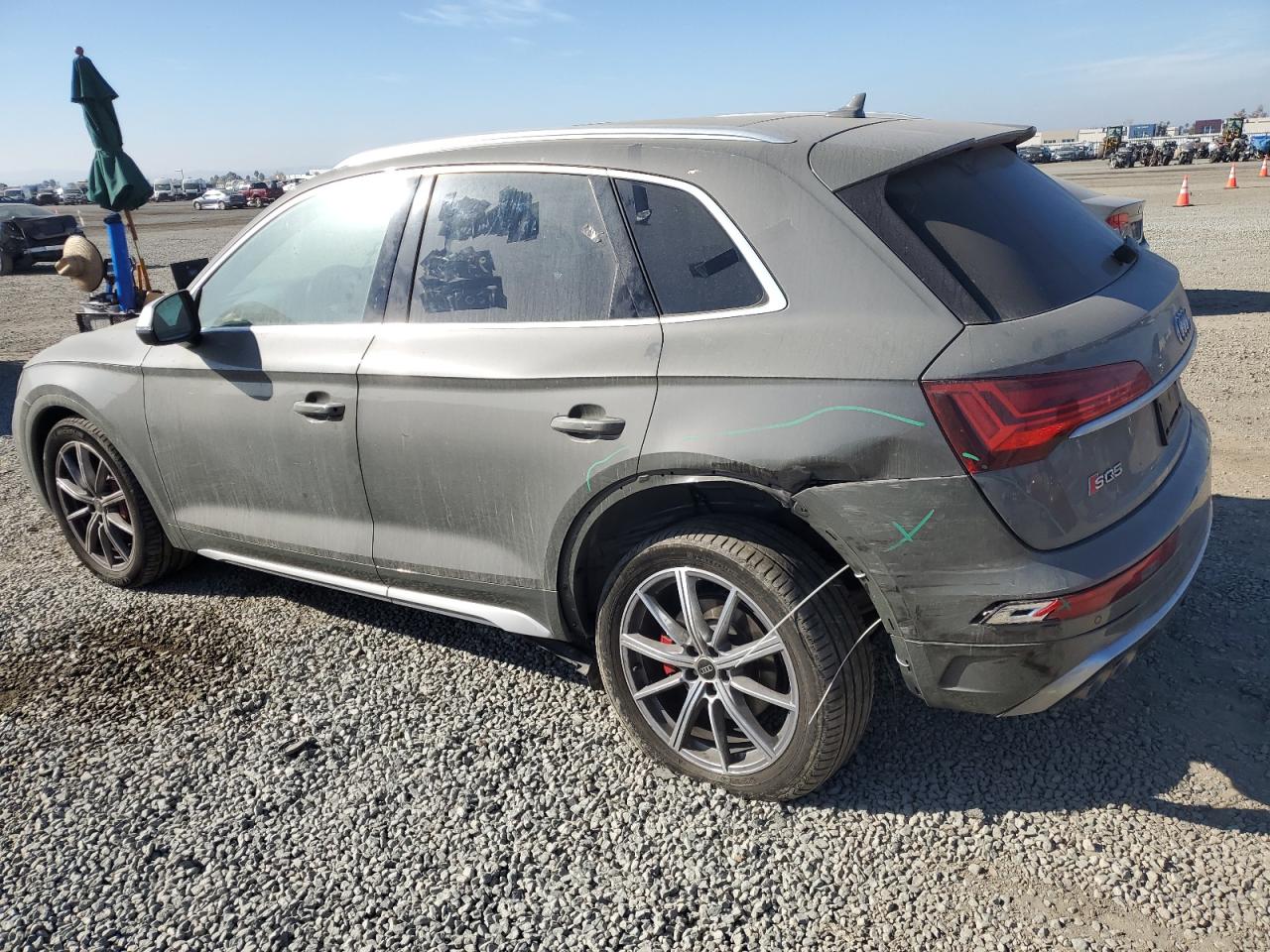 2023 Audi SQ5 - Image 2