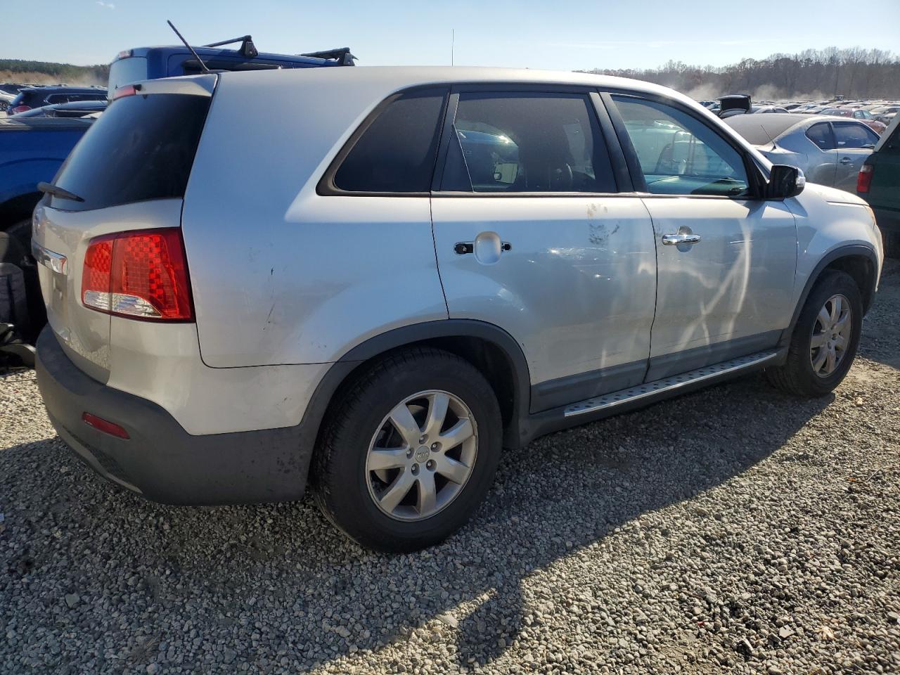 2013 Kia Sorento Lx VIN: 5XYKT3A10DG390199 Lot: 83213974