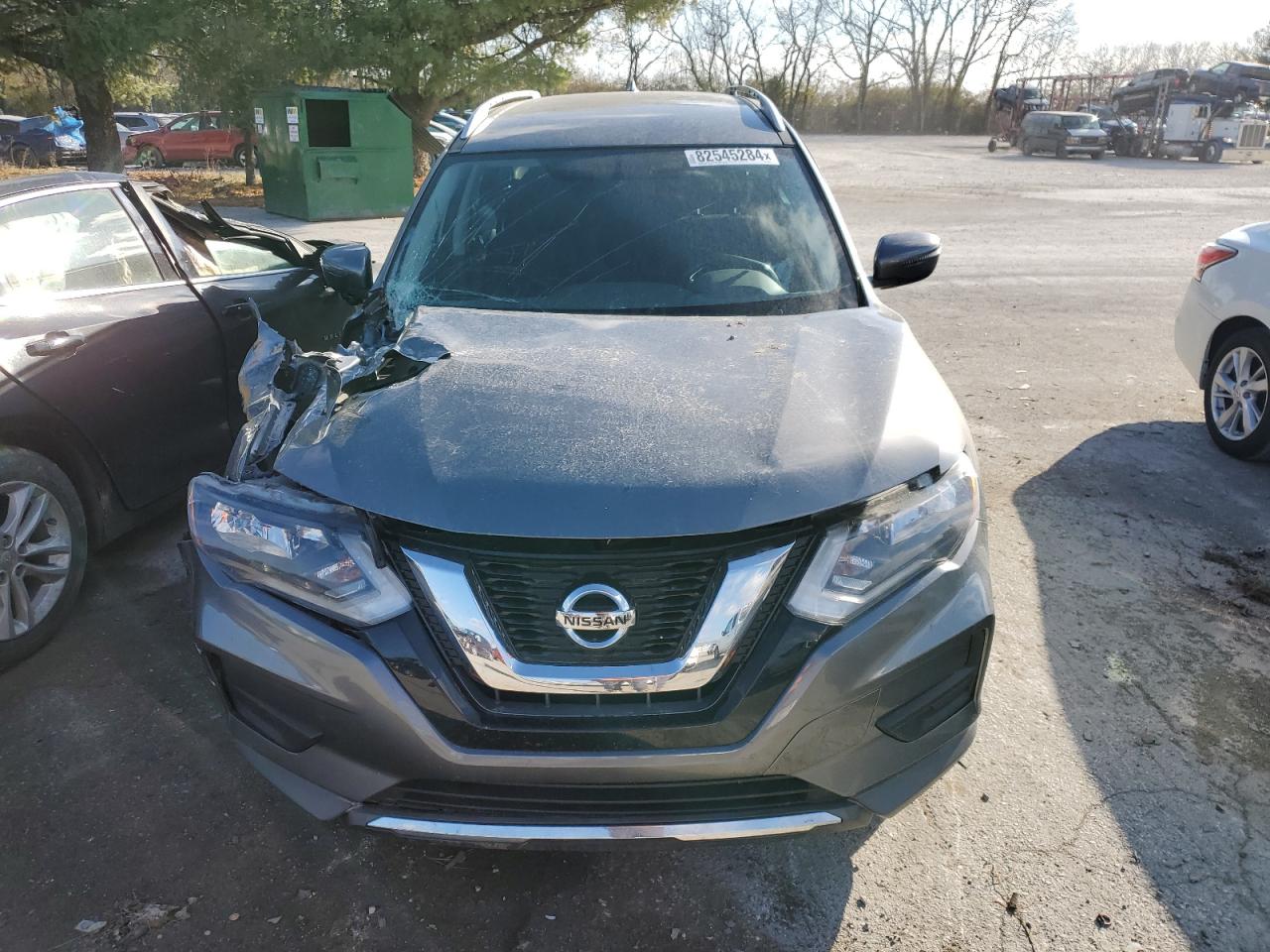 2017 Nissan Rogue - Image 5