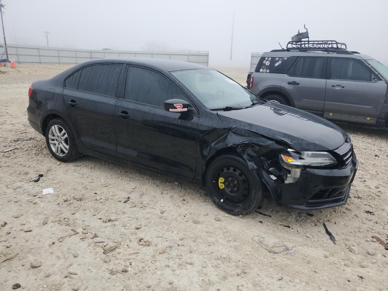 2015 Volkswagen Jetta - Image 4