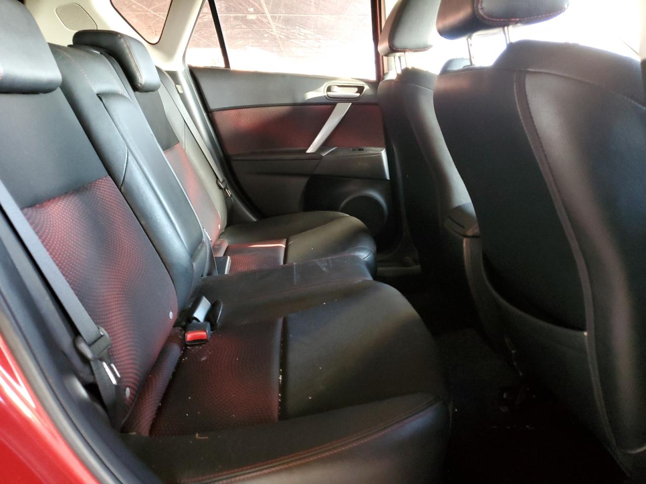 2010 Mazda 3 - Image 10