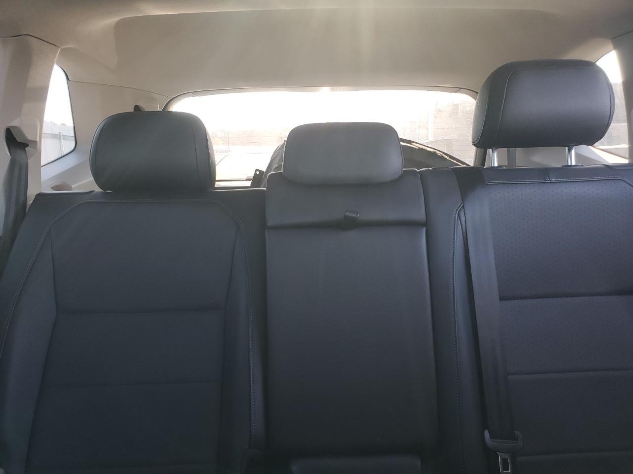 2018 Volkswagen Tiguan Se VIN: 3VV3B7AX0JM019403 Lot: 83060894