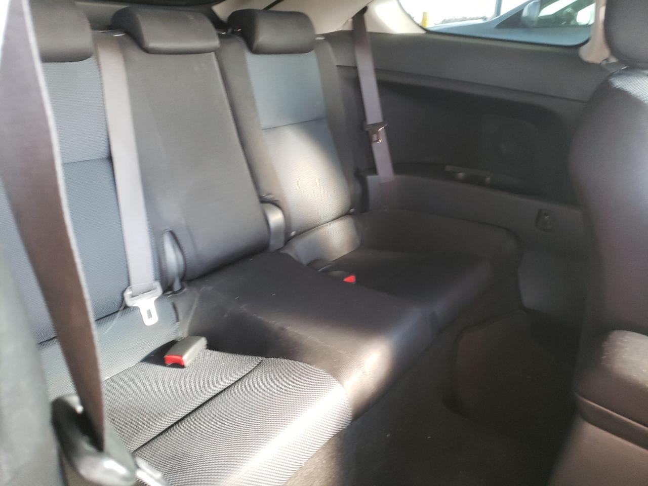 2007 Scion tC - Image 11