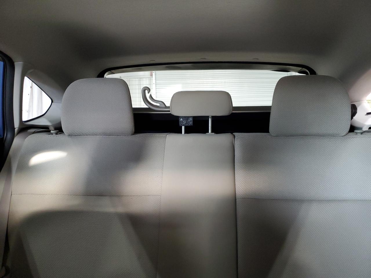 2014 Subaru XV - Image 10