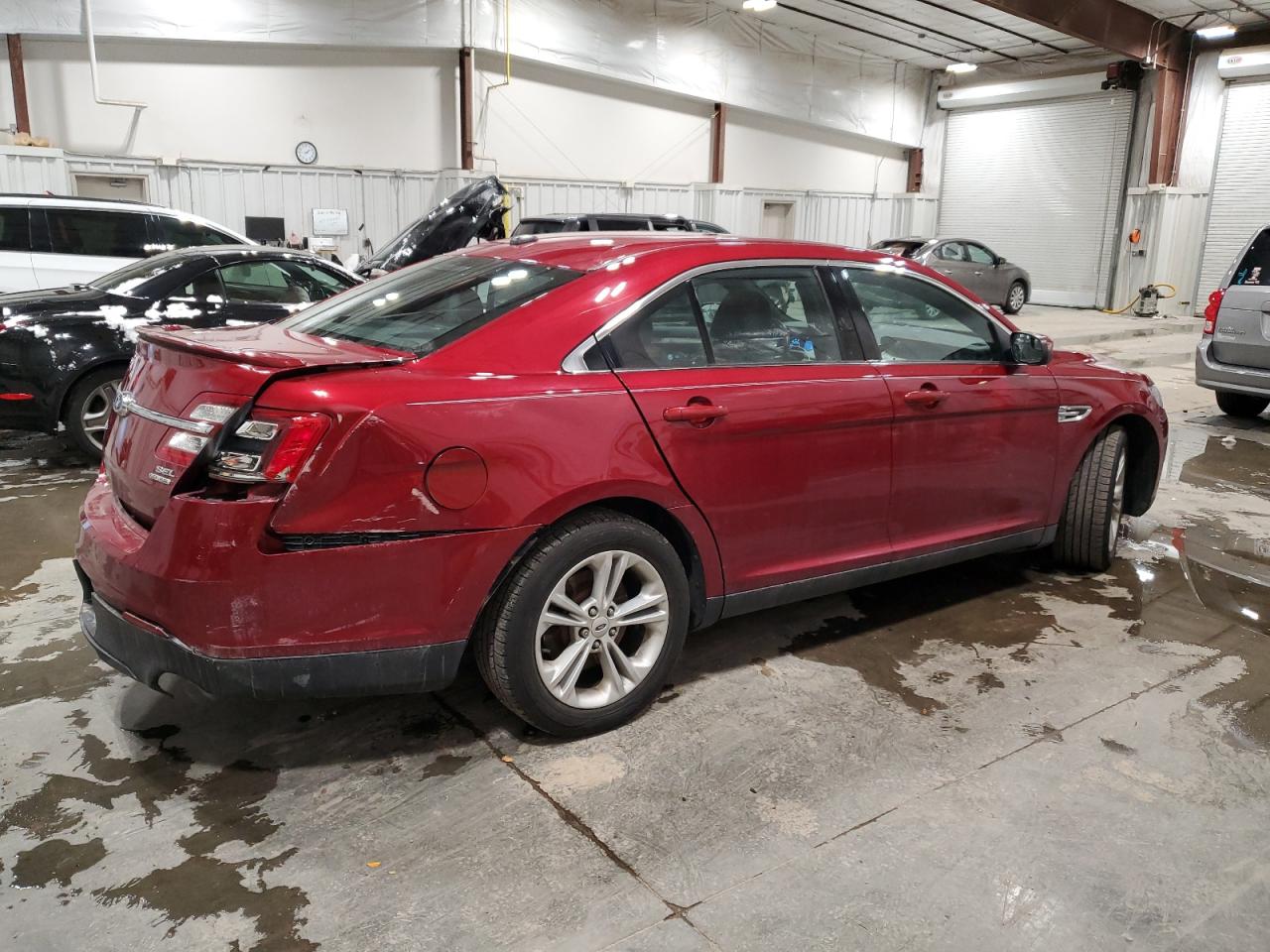 VIN 1FAHP2E80FG172589 2015 FORD TAURUS no.3