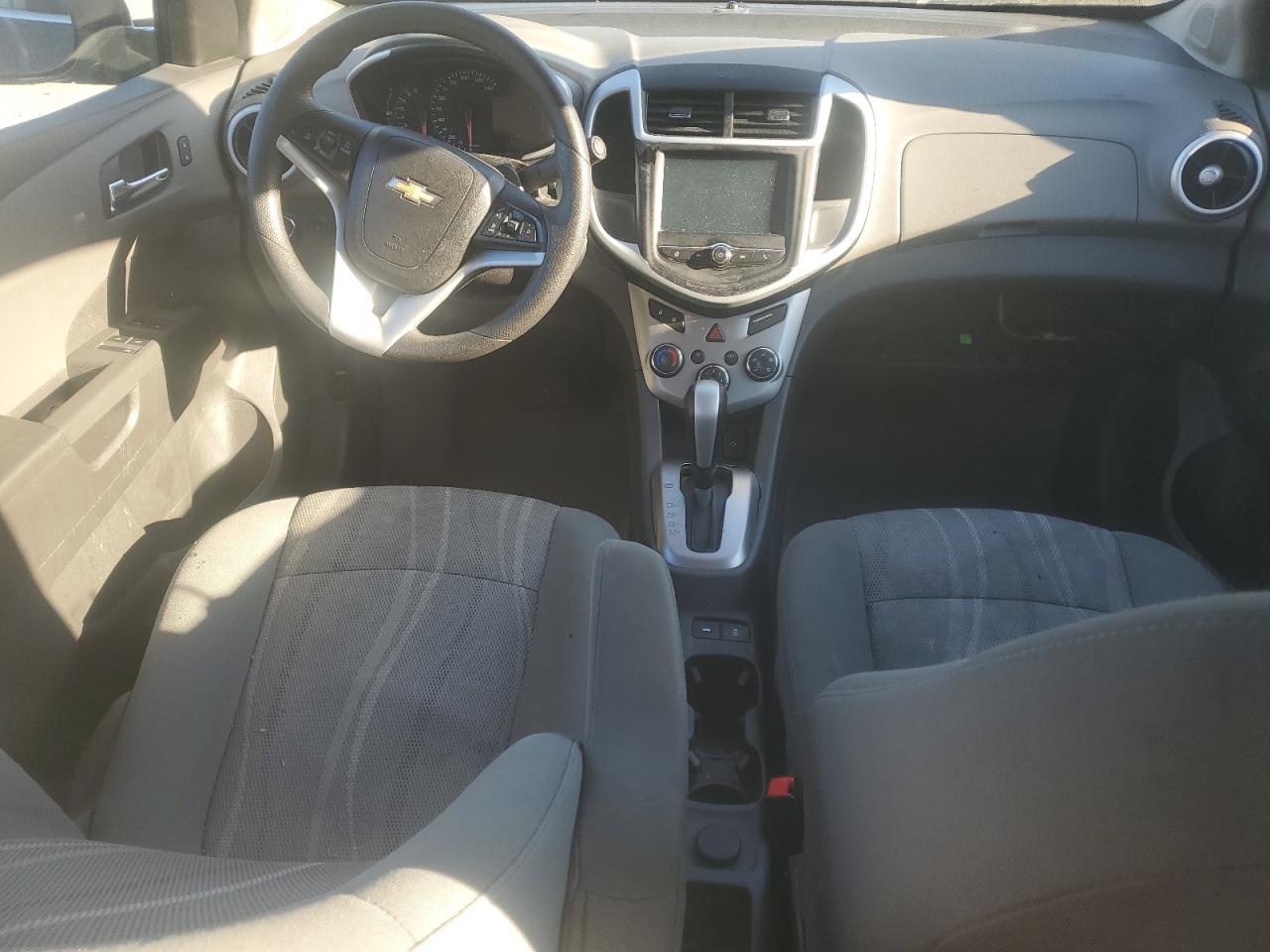 2017 Chevrolet Sonic - Image 8