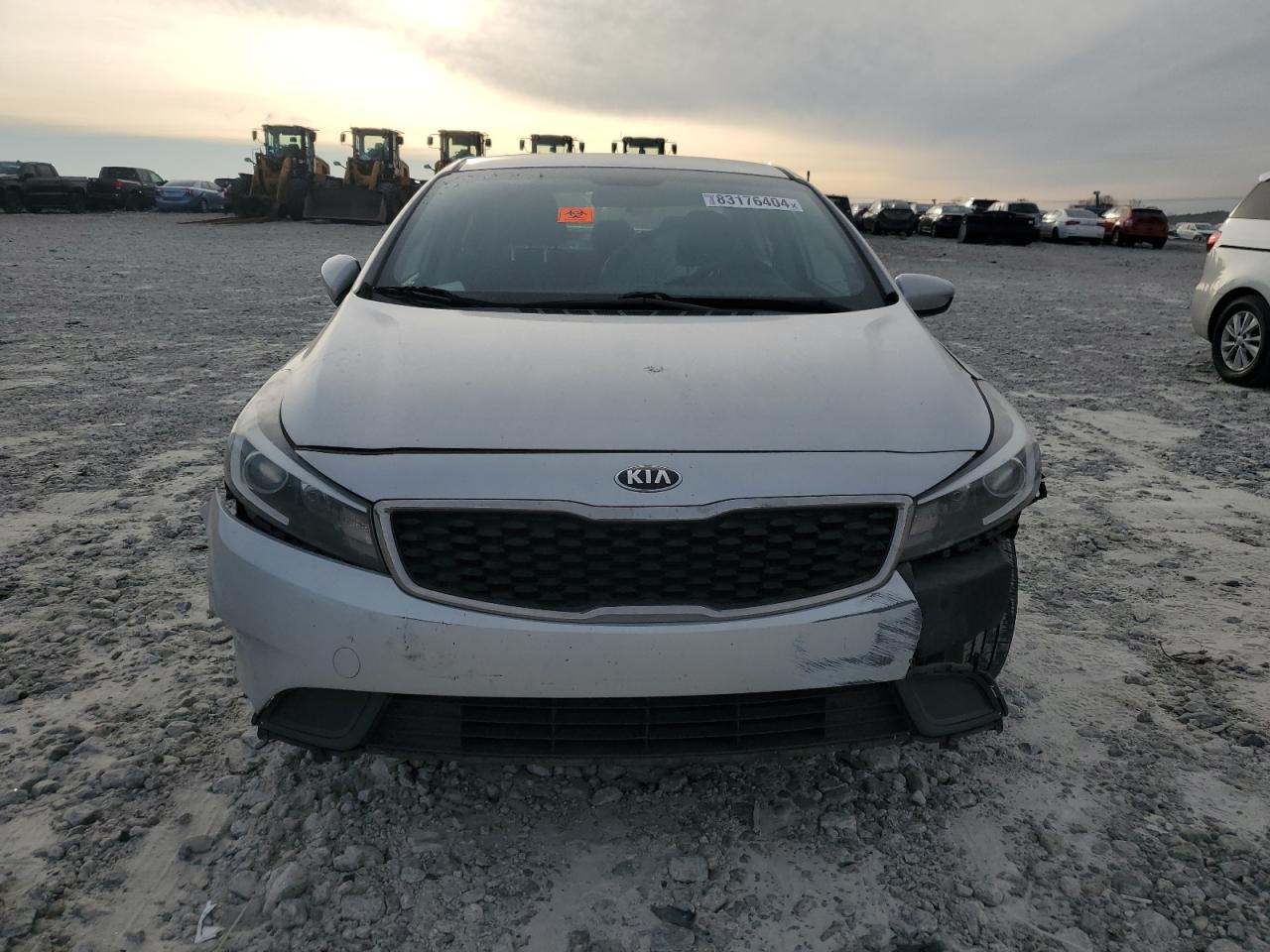2017 Kia Forte - Image 5