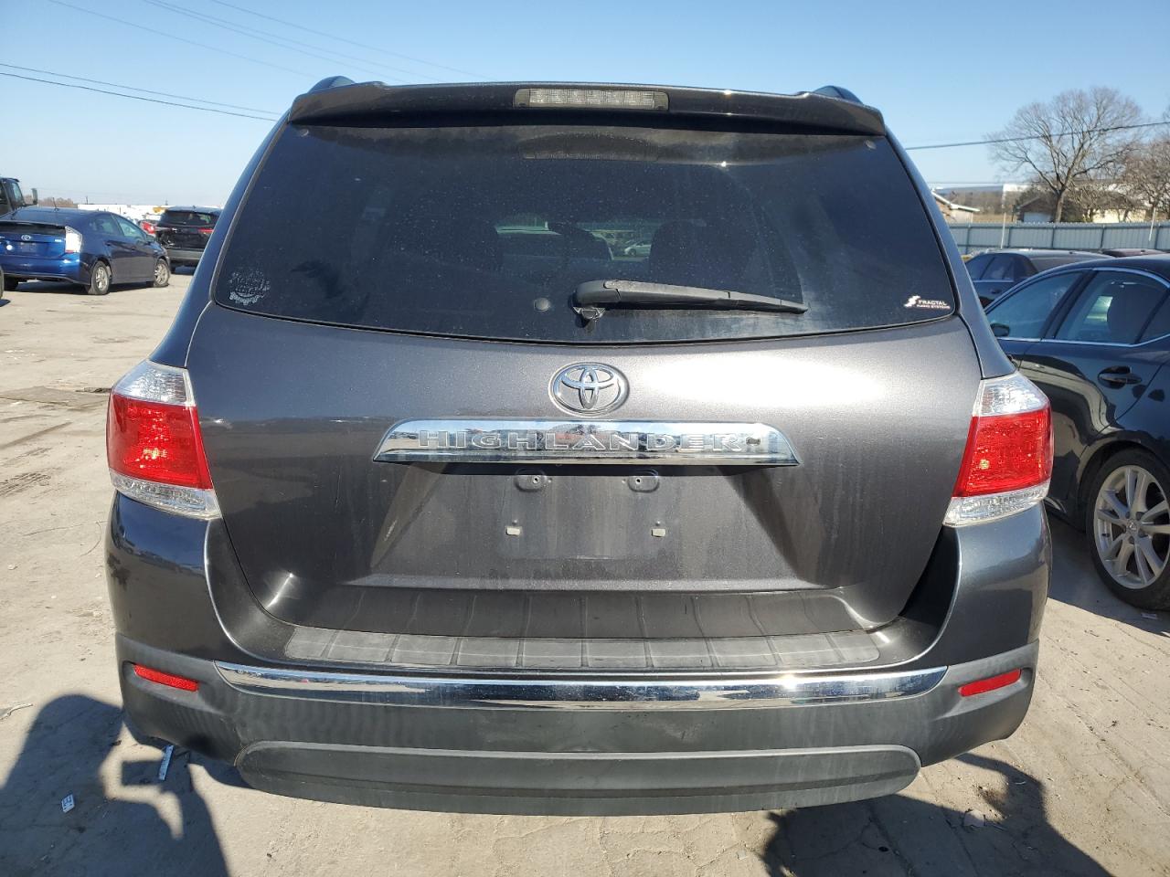 VIN 5TDZA3EH0DS037752 2013 TOYOTA HIGHLANDER no.6