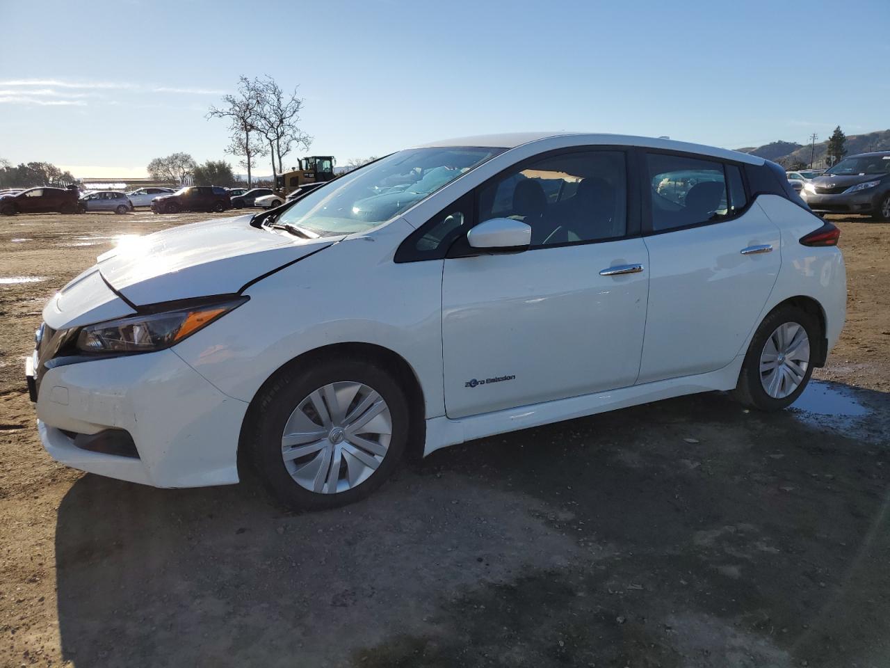 2018 NISSAN LEAF