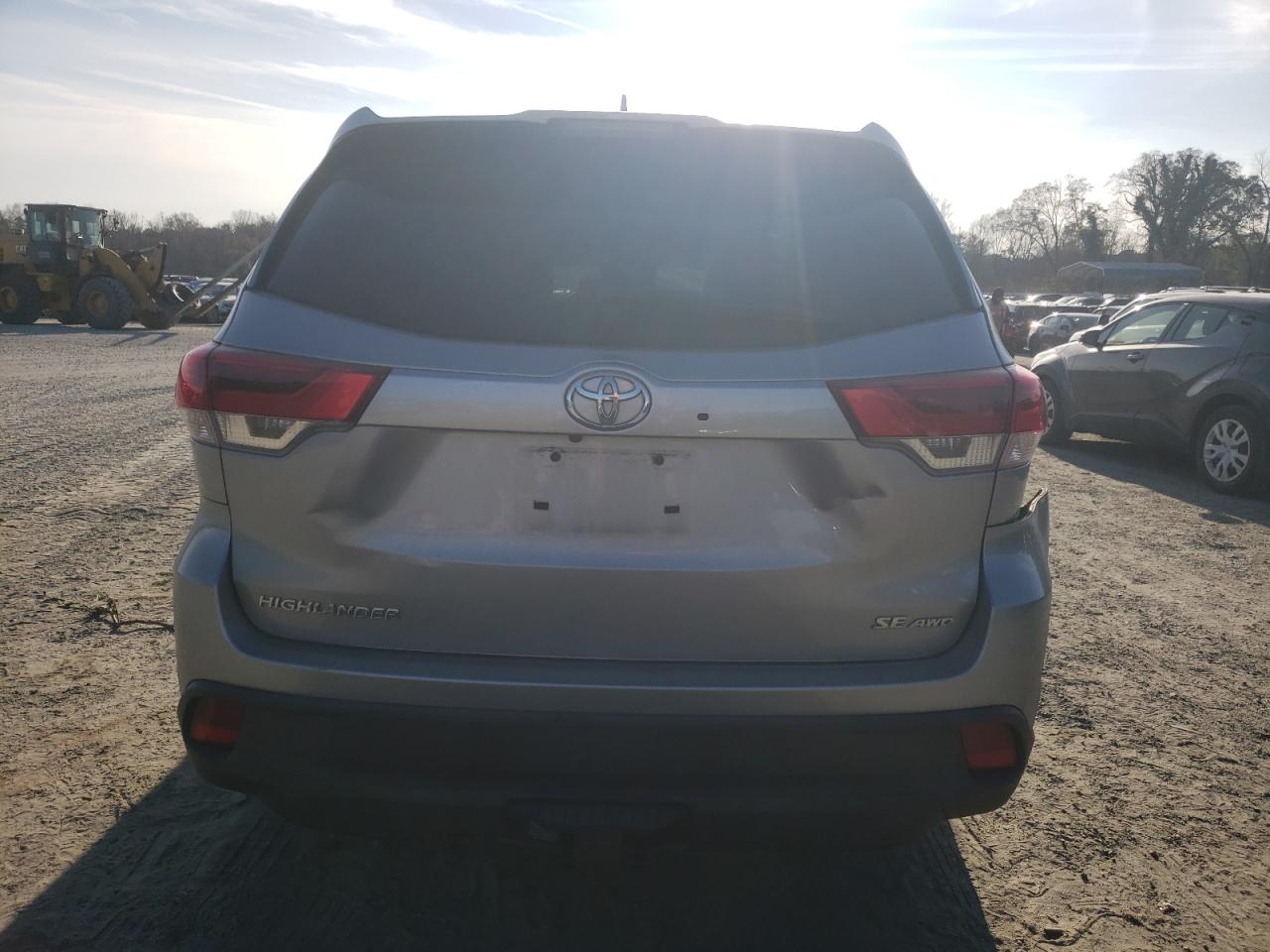 2018 Toyota Highlander - Image 6
