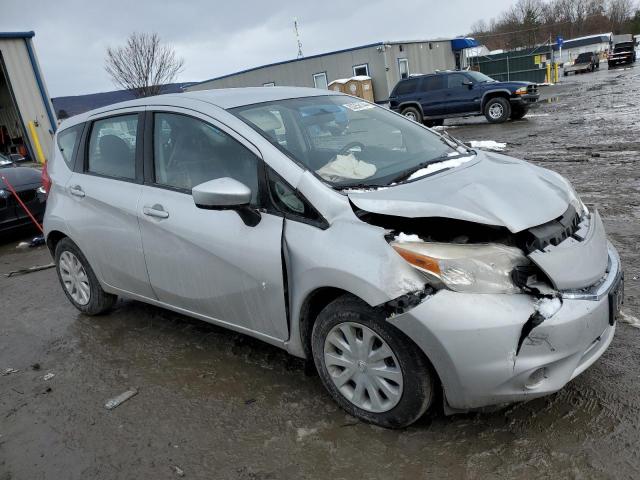  NISSAN VERSA 2015 Srebrny