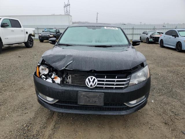  VOLKSWAGEN PASSAT 2015 Black