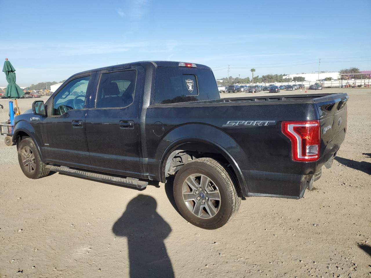 VIN 1FTEW1CG9FKD97708 2015 FORD F-150 no.2