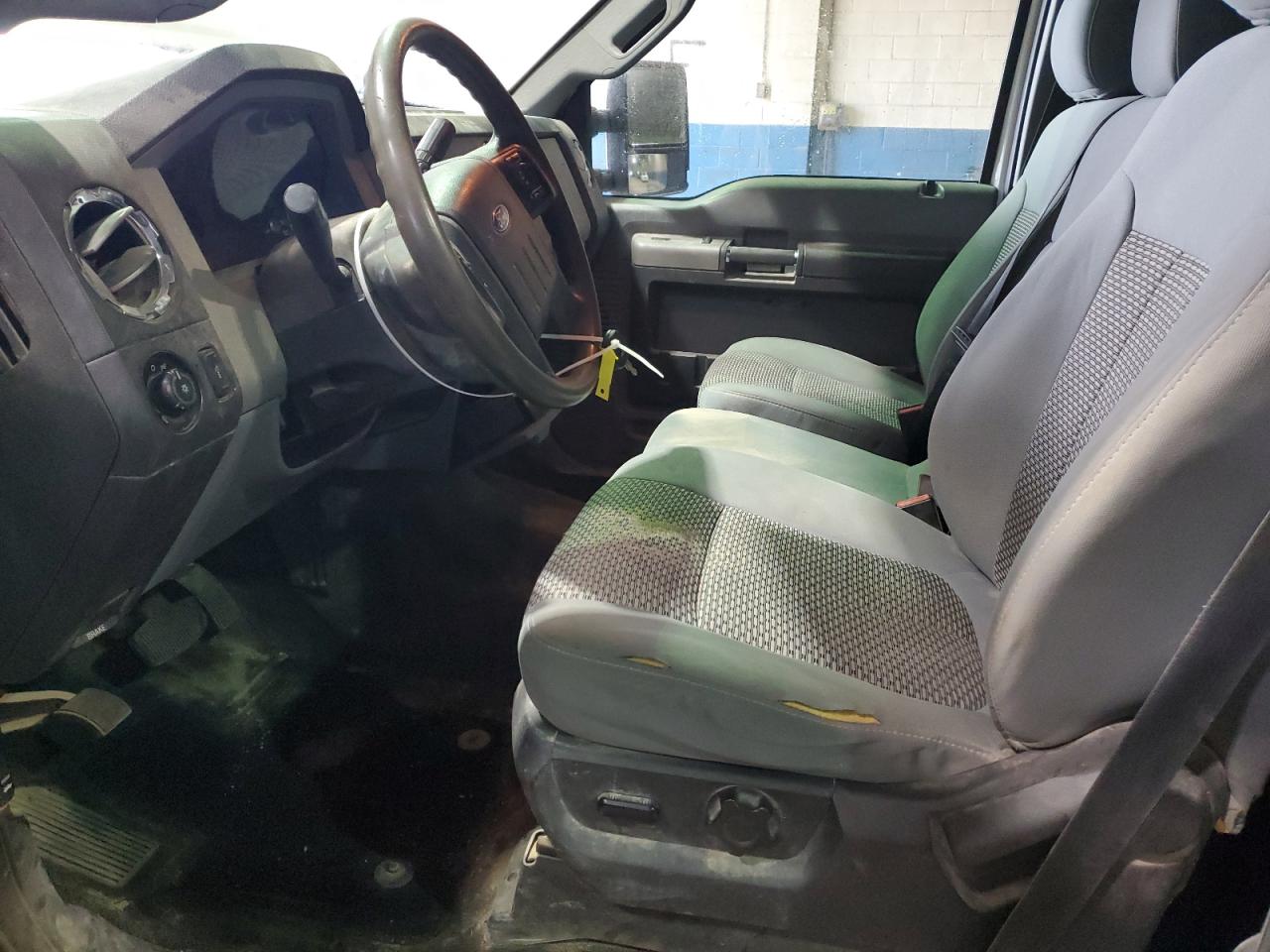 2013 Ford F250 - Image 7