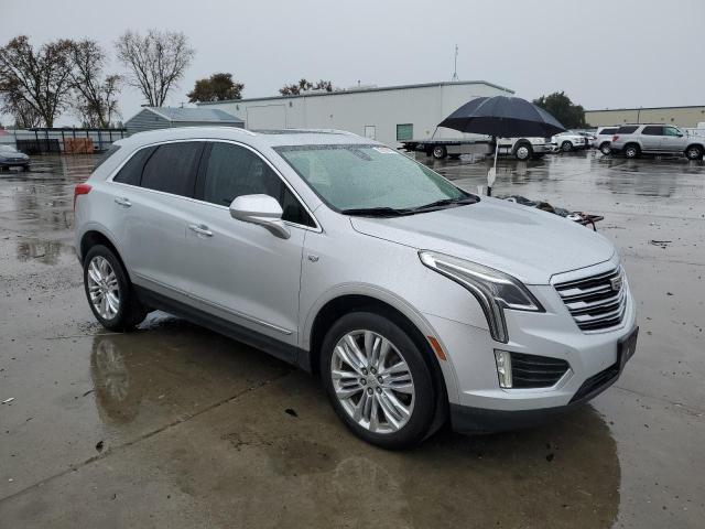  CADILLAC XT5 2017 Сріблястий