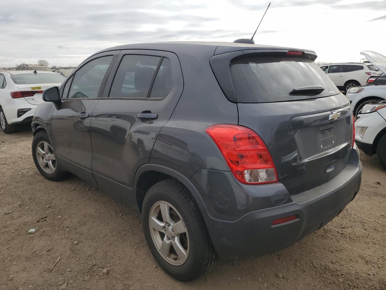 VIN 3GNCJNSB4GL264428 2016 CHEVROLET TRAX no.2