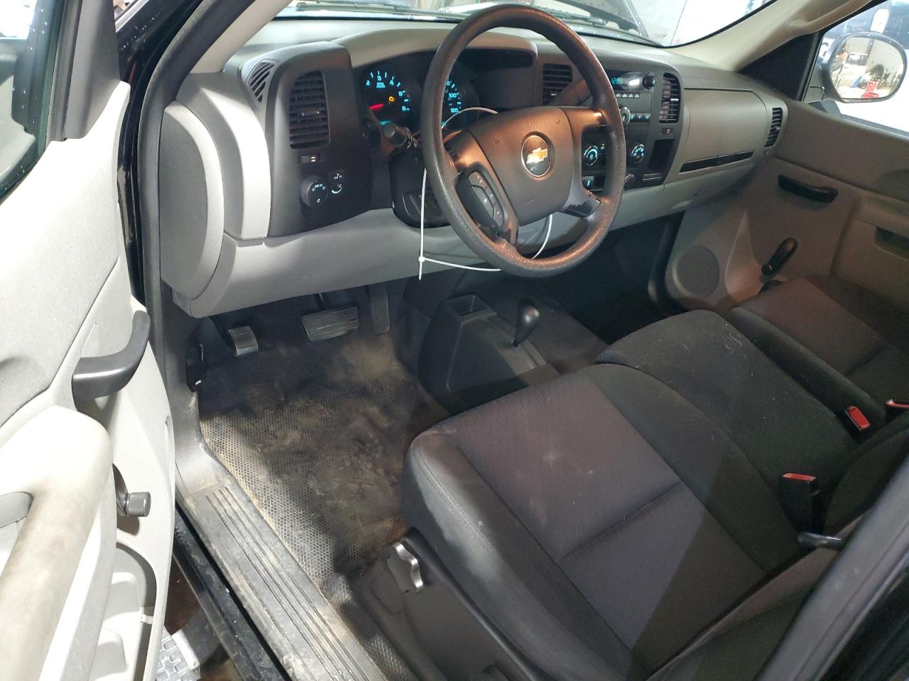 2012 Chevrolet Silverado - Image 8