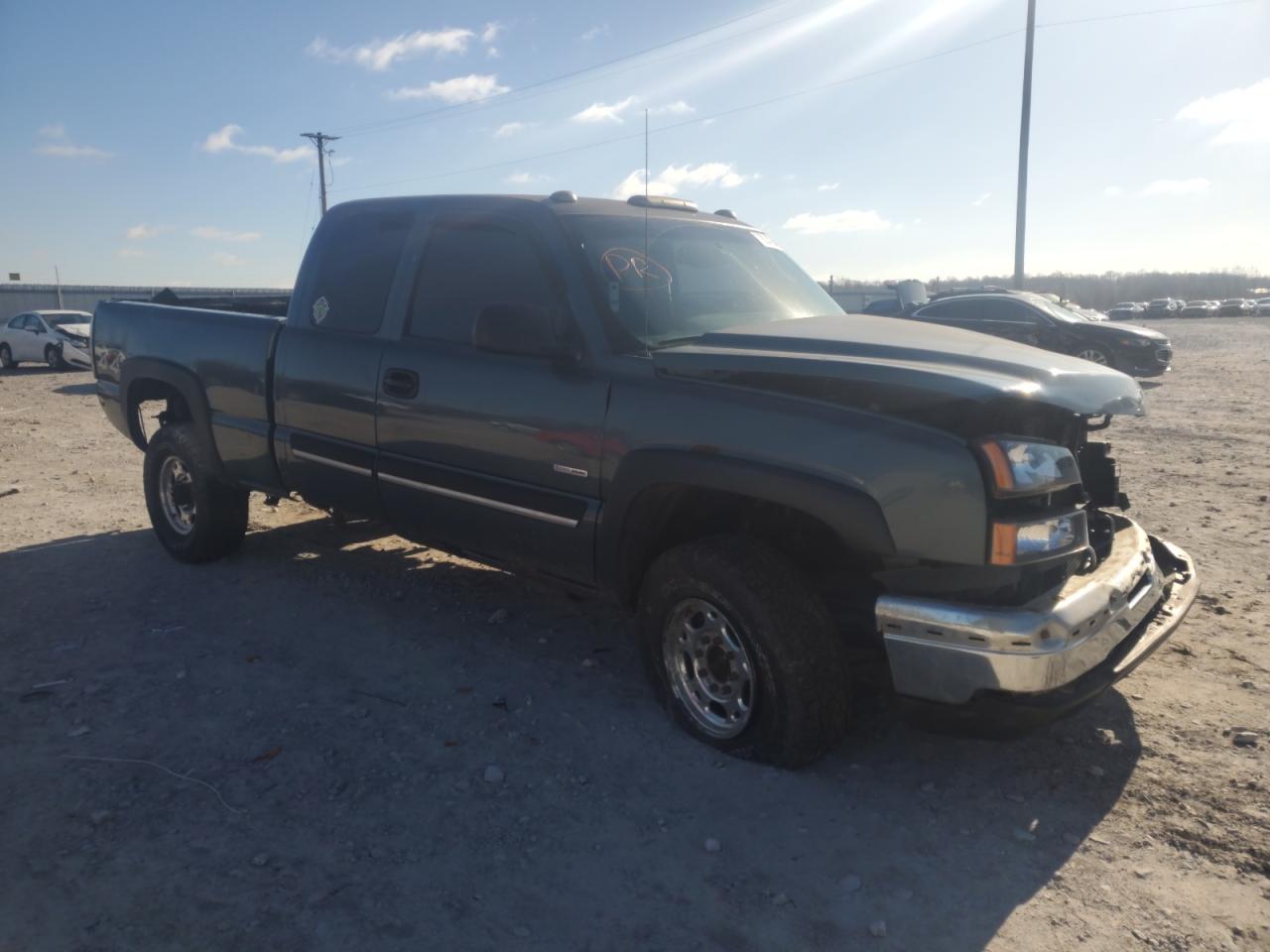 2006 Chevrolet Silverado - Image 4