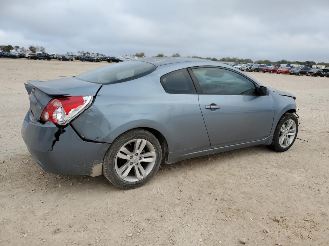 2011 Nissan Altima - Image 3