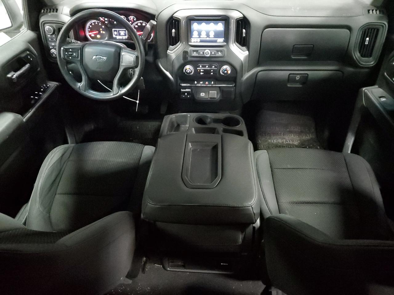 2019 Chevrolet Silverado - Image 8