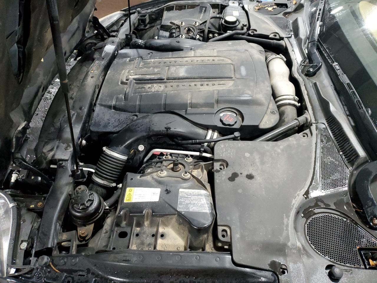 2007 Jaguar XKR - Image 11
