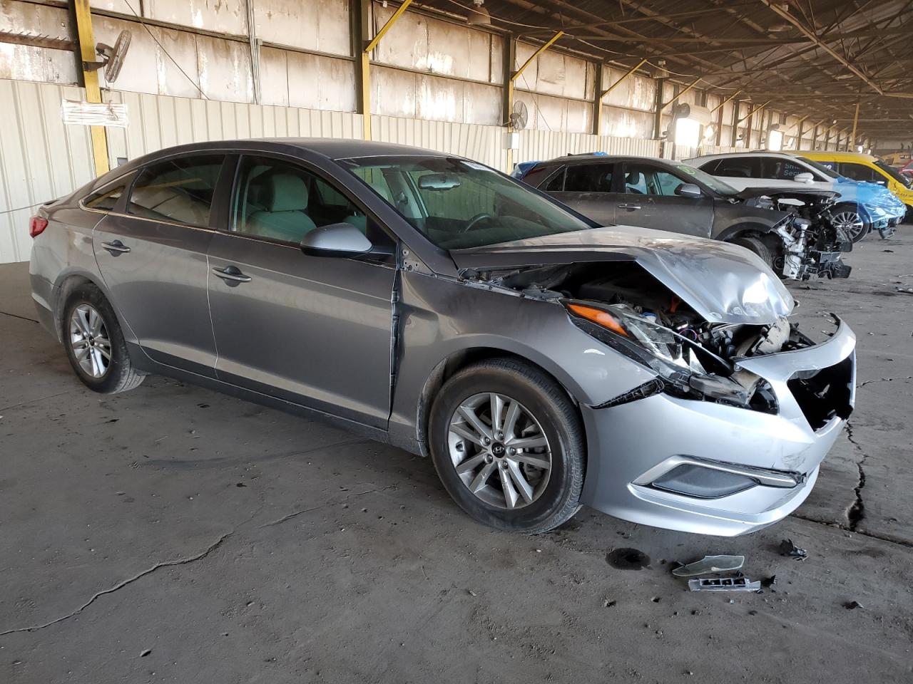 2017 Hyundai Sonata - Image 4