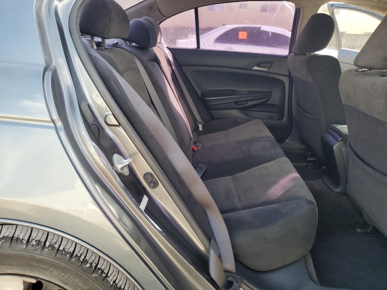 2009 Honda Accord - Image 10
