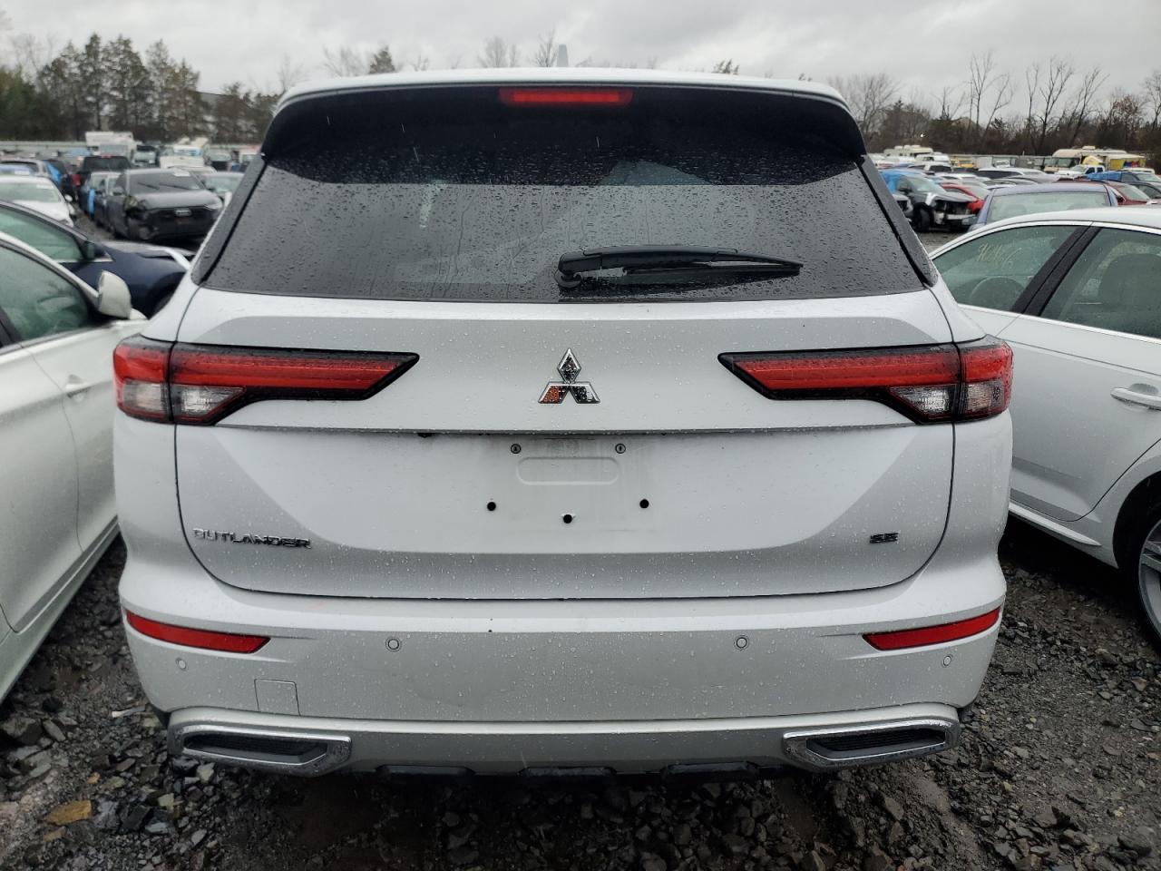 VIN JA4J3UA87NZ087397 2022 MITSUBISHI OUTLANDER no.6