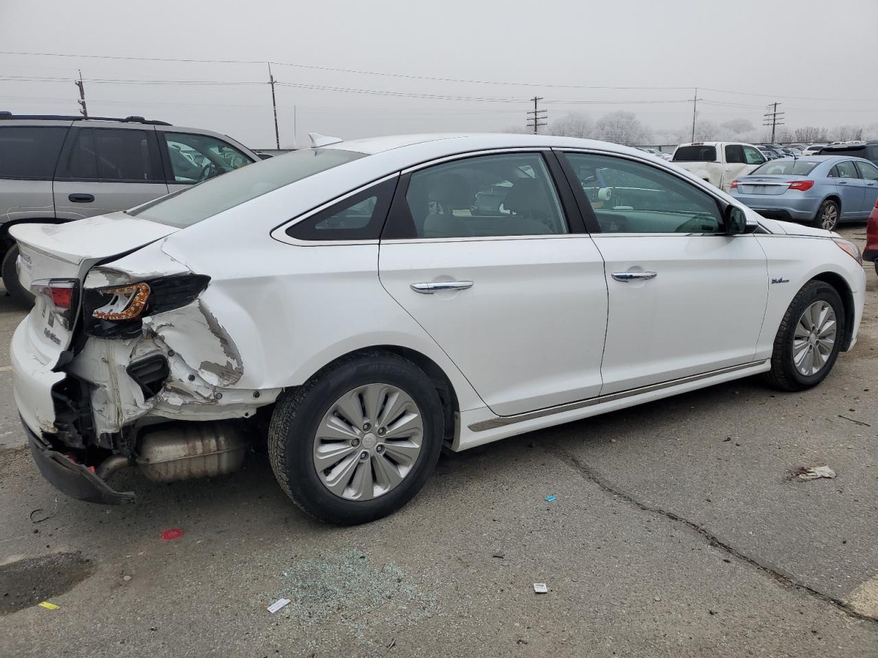 2016 Hyundai Sonata - Image 3