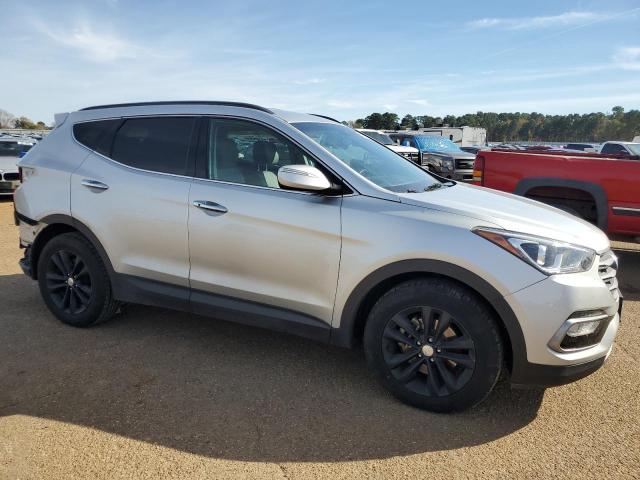  HYUNDAI SANTA FE 2018 Silver