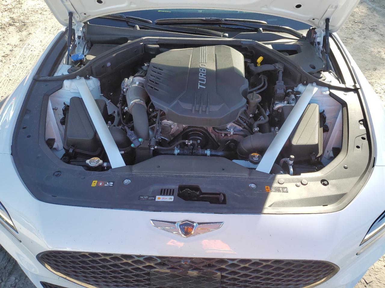 2022 Genesis G70 - Image 12