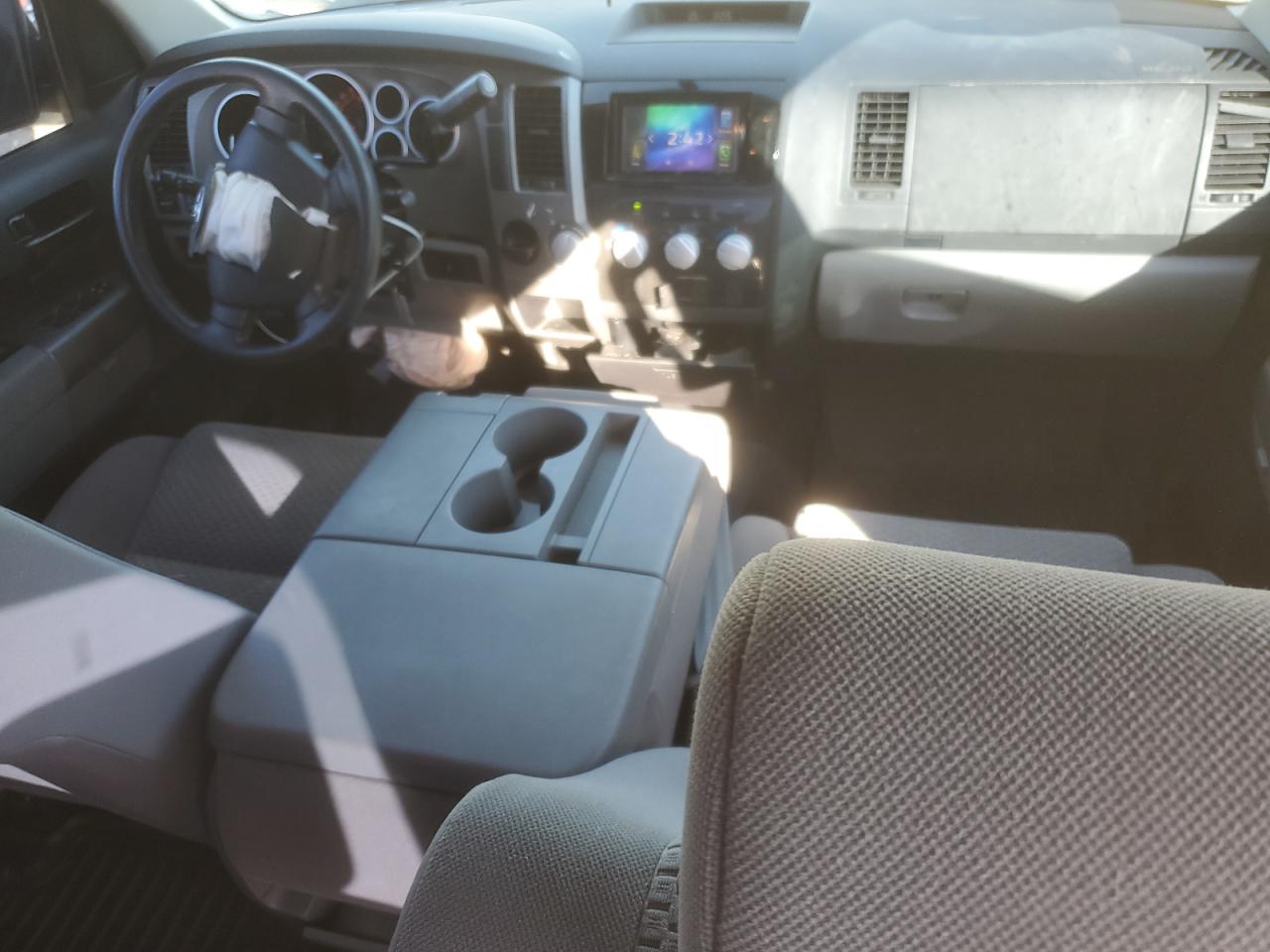 2013 Toyota Tundra - Image 8