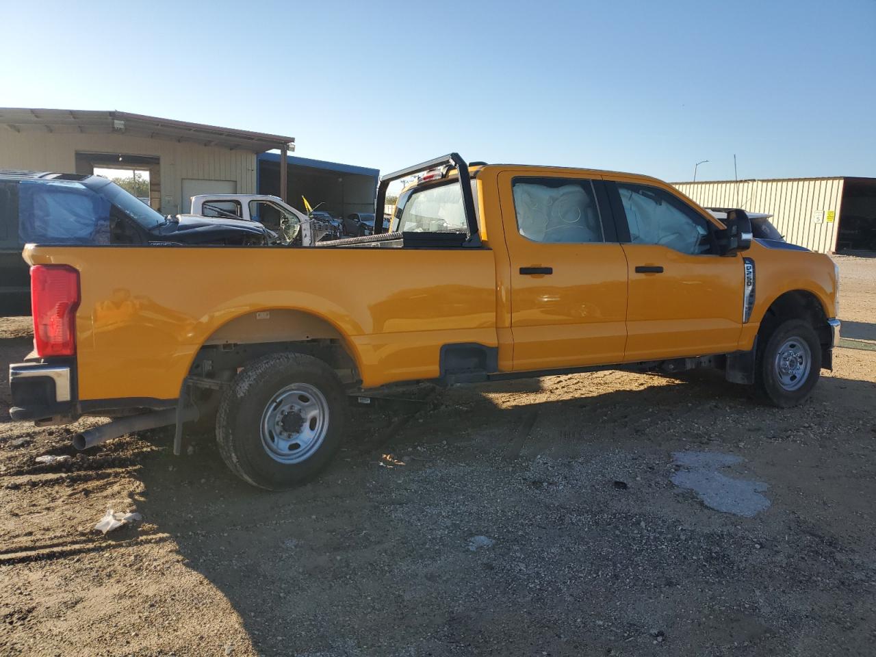 2023 Ford F250 - Image 3