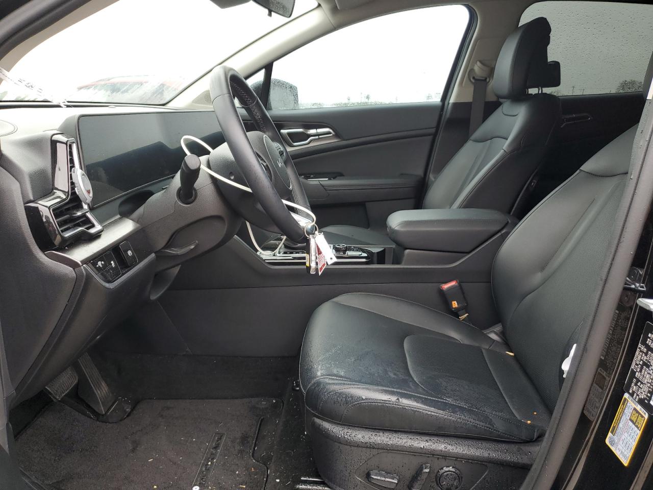 2023 Kia Sportage - Image 7