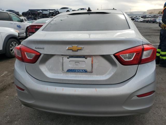  CHEVROLET CRUZE 2019 Srebrny