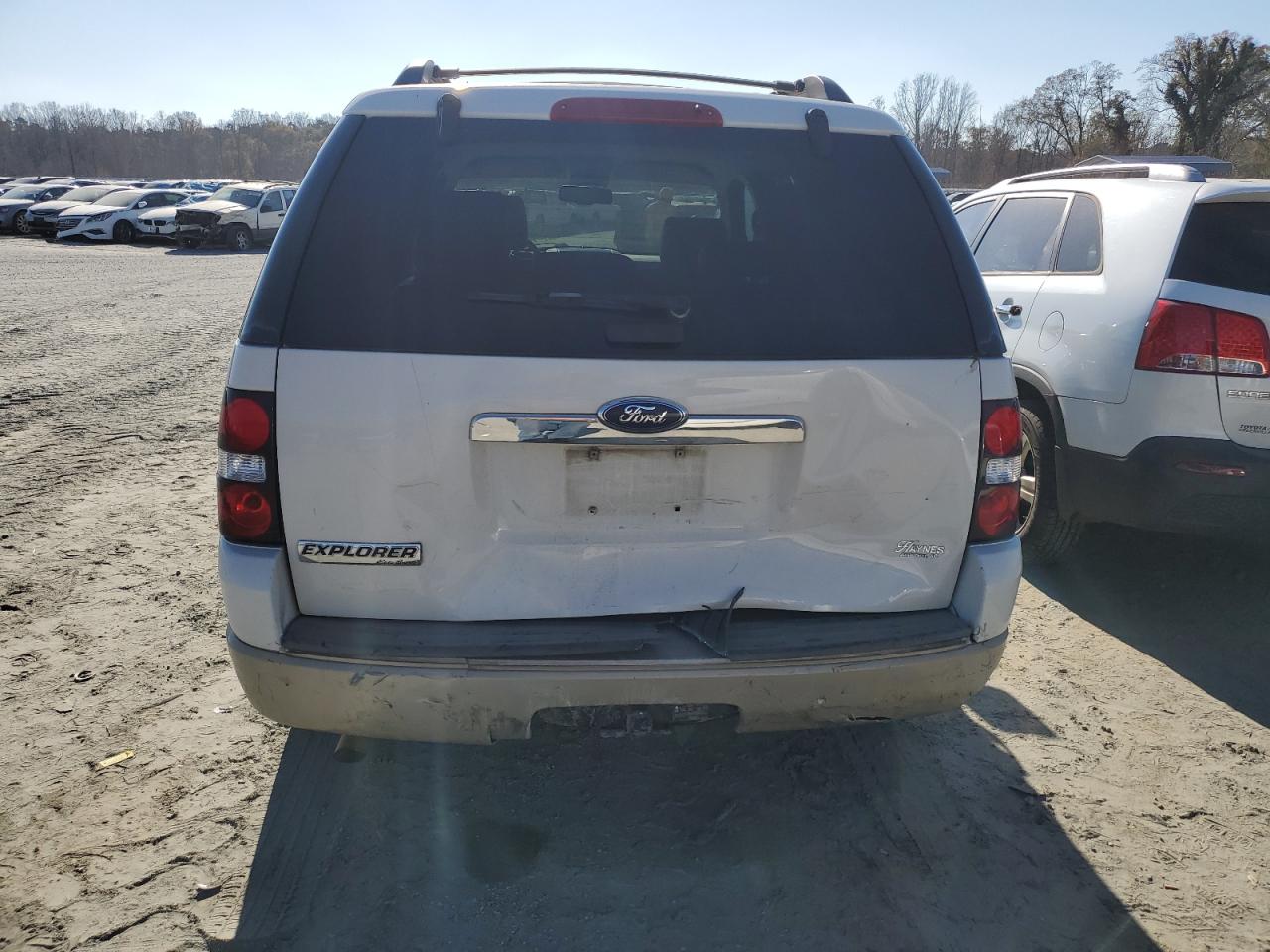 2008 Ford Explorer Eddie Bauer VIN: 1FMEU64E98UB36551 Lot: 82656014