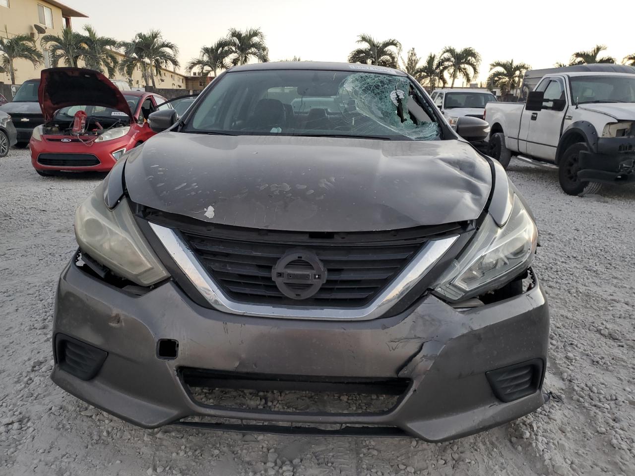 2018 Nissan Altima - Image 5