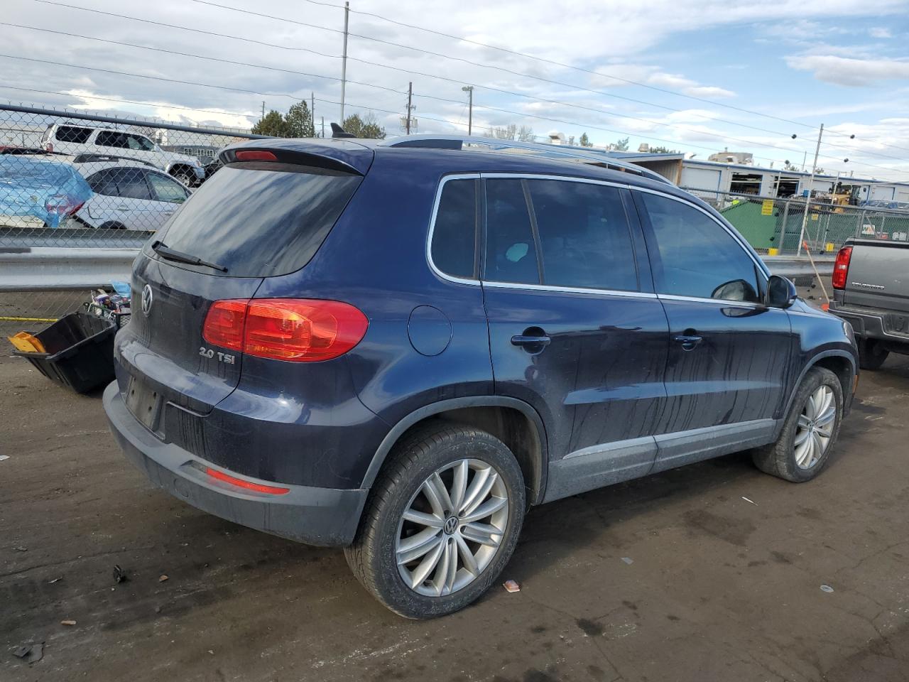 VIN WVGAV3AX1EW521344 2014 VOLKSWAGEN TIGUAN no.3