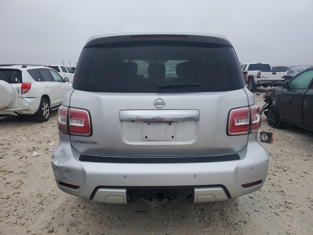 2018 Nissan Armada - Image 6