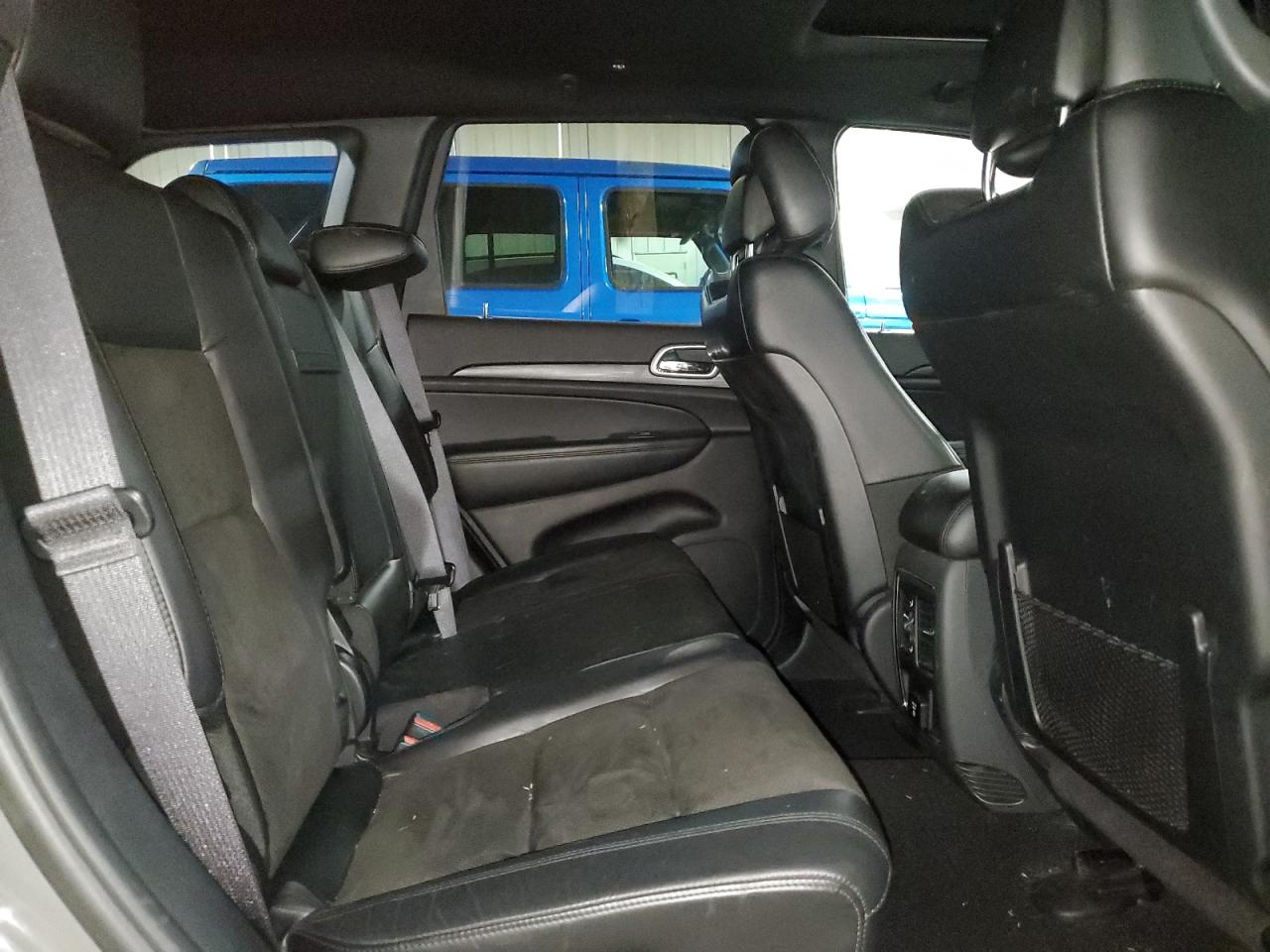 2020 Jeep Grand Cherokee - Image 11