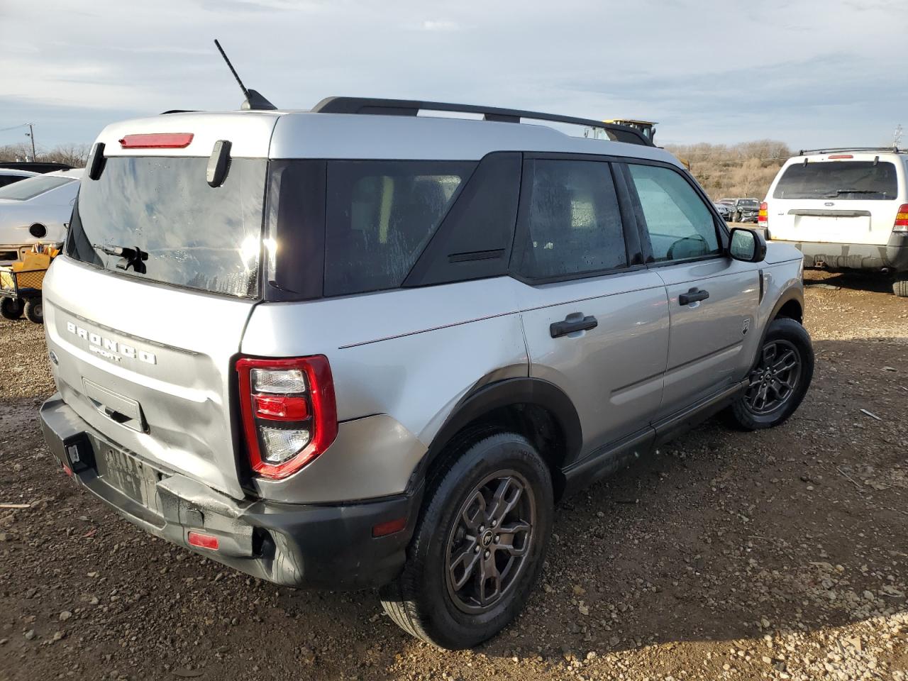 2021 Ford Bronco - Image 3