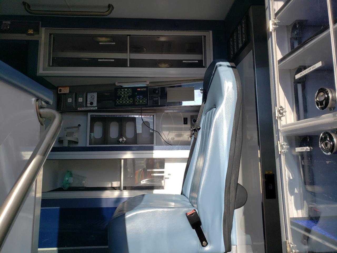 2015 Ford F450 Super Duty VIN: 1FDUF4GT1FED19289 Lot: 85051924