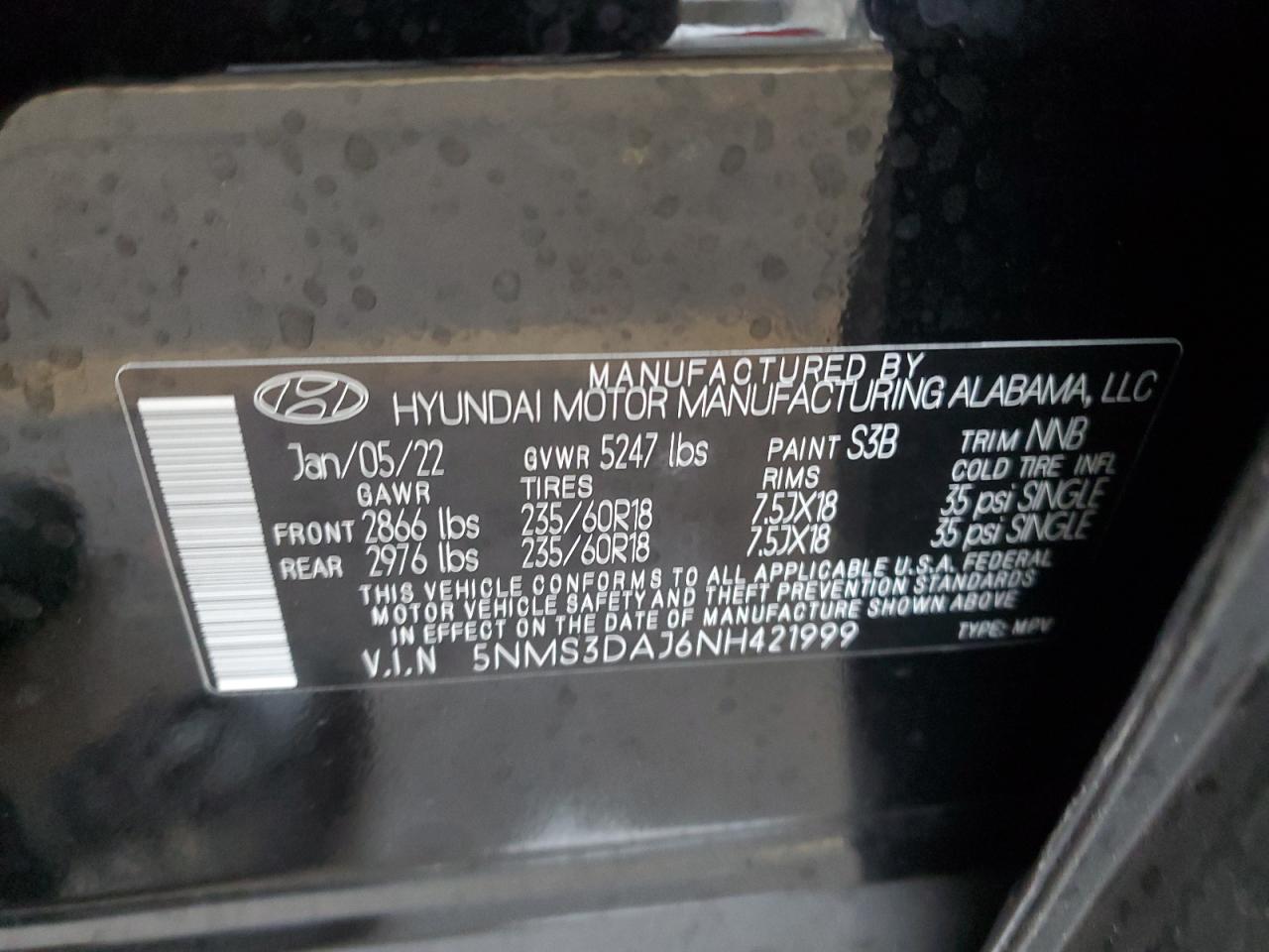 2022 Hyundai Santa Fe - Image 13